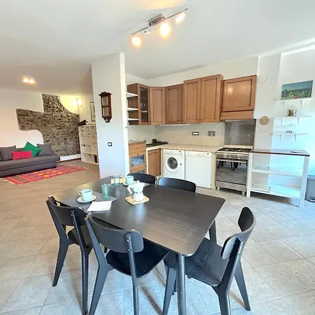 Residenza La Rocca 1227 - Borgo 公寓 Castello di Serravalle