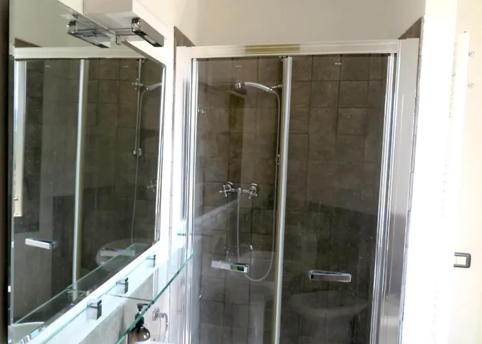 Residenza La Rocca 1227 - Borgo Castello di Serravalle